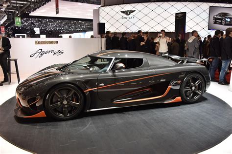 It was named hypercar of the year in 2010 by top gear magazine. Watch Koenigsegg set a 277.9 mph speed record in its Agera RS hypercar | TechSpot