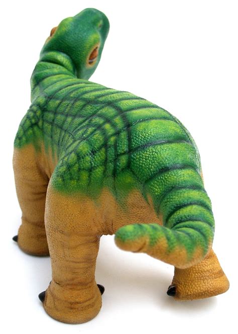 With the senario 22208 pleo a ugobe life form, you can expand your family with a pet from prehistoric times. Pleo Dinosaur