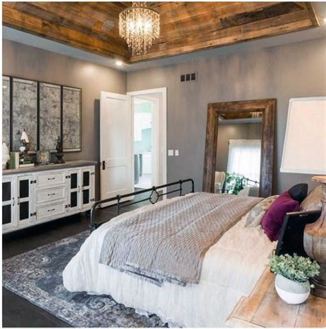 There is a subtle difference between these two. 34 Appropriate Rustic Bedroom Paint Colors Ideas | Cheap ...