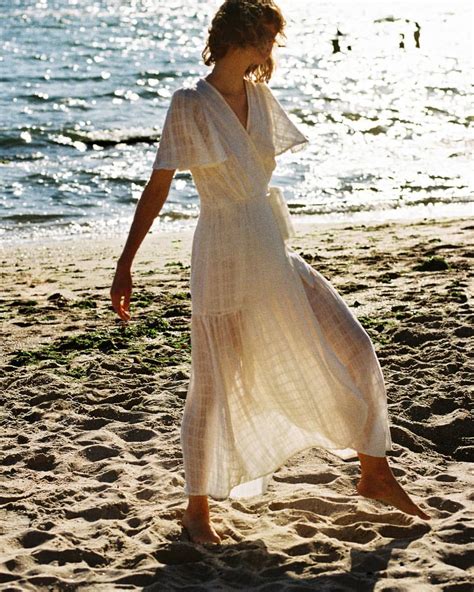 Beach Frolics In Our Return To Eden Dress In Ivory With Nastyagerak