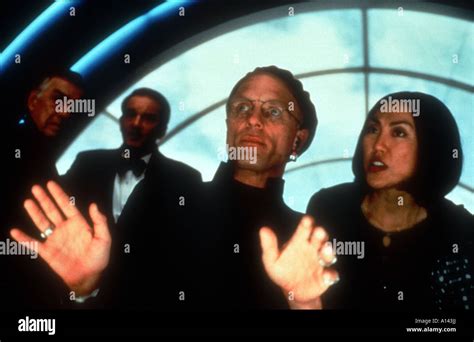 Truman Show 1998 Ed Harris Hi Res Stock Photography And Images Alamy