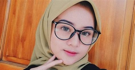 Anda bisa berkenalan dengan orang temukan jodoh anda dengan bantuan badoo, siapa tahu jodoh anda berada di luar indonesia, bukan? Fatin - Ingin Mencari Jodoh ! >> | CARI JODOH CLUB