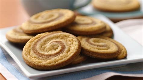 Here's how to make our classic bunny sugar cookie recipe for easter sunday. Gingerbread Pinwheels Recipe - Pillsbury.com
