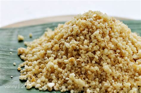 Es oyen khas kota kembang ini mirip dengan es teler yang berisi alpukat dan kelapa muda dalam kuah putih dari susu kental manis. a slice of taste - catatan vanny: Nasi (Singkong) Goreng ...