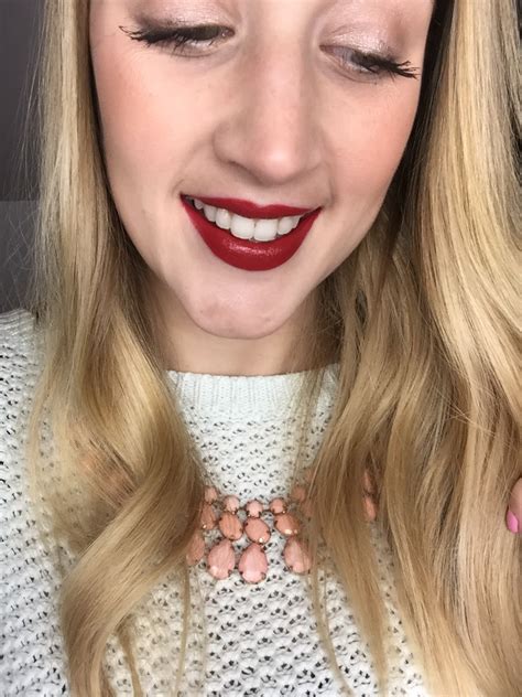 Tanya Burr Cosmetics Lipstick Review Courtney Mona