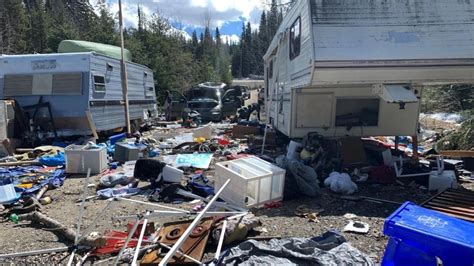 Huge Mess Cleaned At Backcountry Squatters Camp Near Big White Ski Resort Unofficial Networks