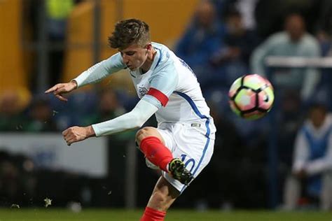 England national team team player chelsea football running sports soccer hs sports futbol. BREAKING: Mason Mount called up to senior England squad ...