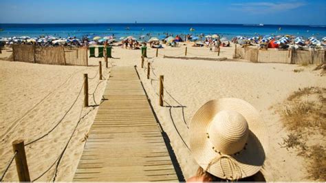 Las mejores playas nudistas de España GuiaViajesa
