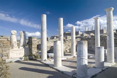 Le Sanctuaire Dapollon à Délos Cyclades Grèce