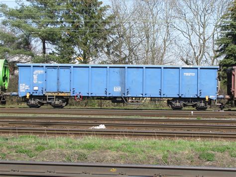 Drehscheibe Online Foren 10 Wagen 12 Bilder Güterwagen In Blau