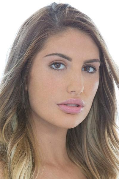 August Ames About Entertainmentie