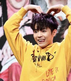 Ian chan 陳卓賢 (@iancychan) posted on instagram: Pin by ilovebts_0613 on Ian ♡ in 2021 | Mirror