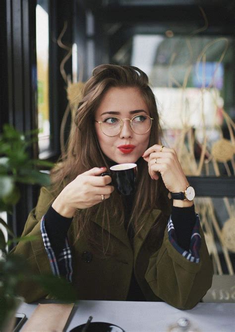 This Is The Outfit I Want To Live In This Fall—round Glasses Cozy Topyes Please Glasses