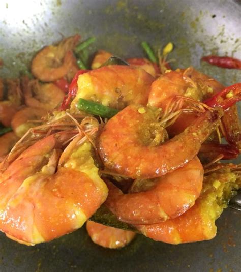 Apakah anda sedang cari nasi goreng enak di kota medan? 10 Resepi Udang Goreng Mudah Yang Mabeles