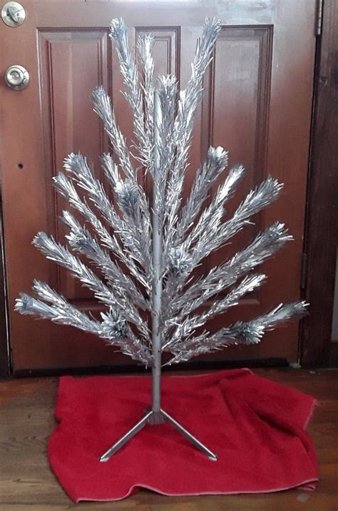 Vintage Aluminum Christmas Tree 4 Ft Pom Pom Royal Pine Tree Etsy