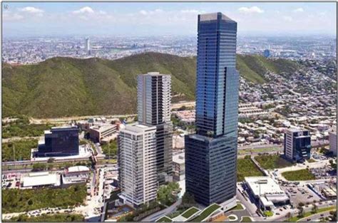 La Torre Más Alta De México Está En Monterrey Ciudad De Monterrey
