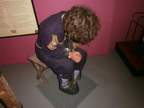 One Of The Fabulous Wax Works Photo De Musée De La Torture Amsterdam