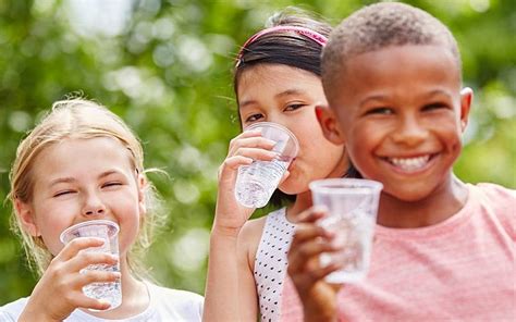 Childrens Dental Health Why Is Drinking Water Important