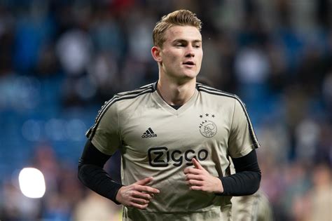 Matthijs de ligt would 'absolutely' suit man utd, says jaap stam. Matthijs de Ligt-Juventus: è fatta