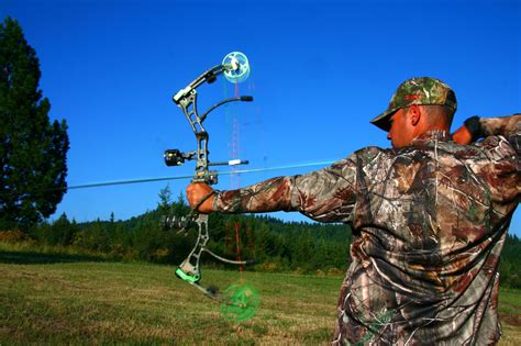Compound Bow Buyers Guide Petersens Bowhunting