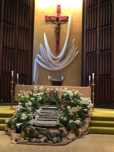 Pin By Lynn Frost On Easter Church Easter Decorations Church Altar
