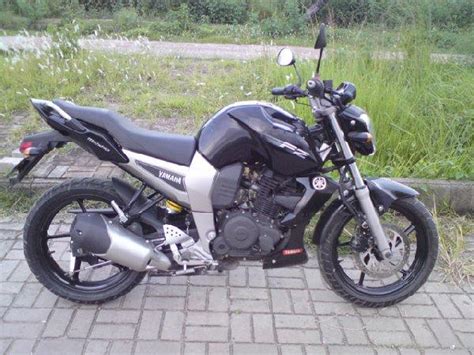 Yamaha FZ | ClickBD