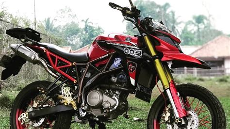 Akan tetapi dari semua itu pasti sebagai penyuka dari hasil produk pabrikan motor di indonesia yang umumnya di. Modifikasi Vixion Old Supermoto Touring - Modifikasi Cb150r Ala Sc Rambler Jpg 2000 1211 Motor ...