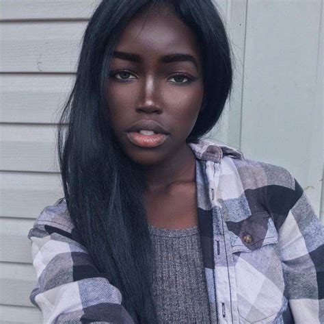 We Got Melanin Pinterest Lovemesonaturally Beautiful Dark Skinned Women Pretty Black Lola