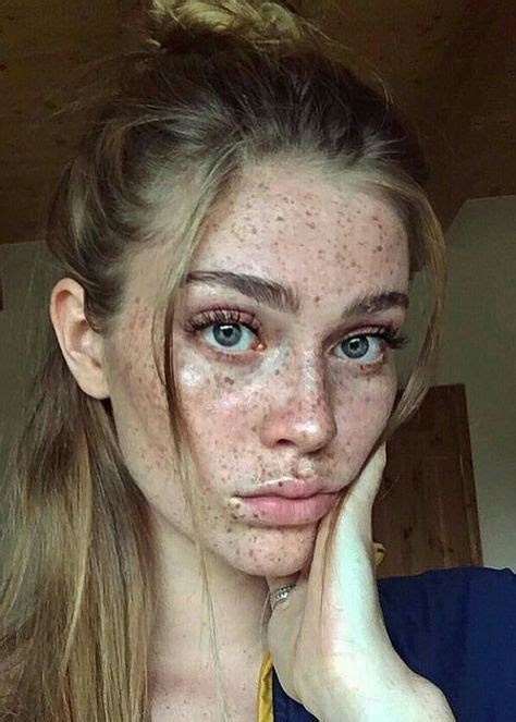 Pin By Shannae Mcintosh On •beauty• In 2019 Beautiful Freckles