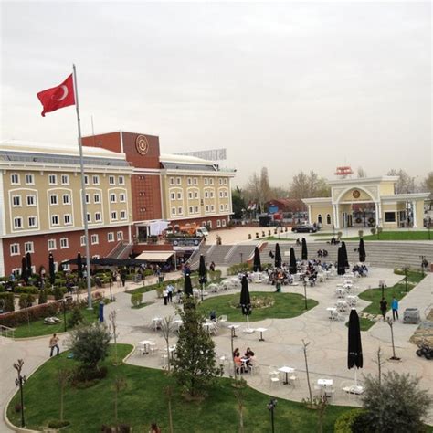 İstanbul aydın üniversitesi hukuk fakültesi 4. İstanbul Aydın Üniversitesi - Florya - Küçükçekmece, İstanbul