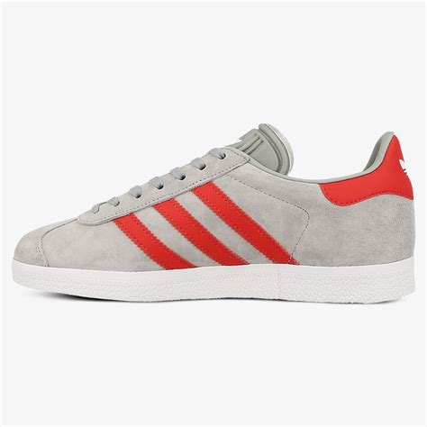 We did not find results for: ADIDAS GAZELLE BB5257W | Grau | 59,99 € | Sneaker | Sizeer.de