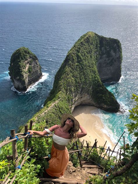 Kelingking Beach Bali Indonesia