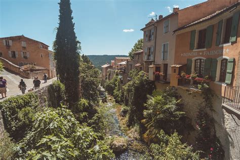 A Guide To The Best Things To Do In Moustiers Sainte Marie Solosophie