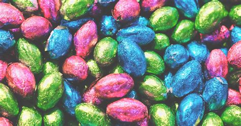 Cooking easter dinner on the smoker or grill may not be traditional but it might just be the best holiday dinner you've ever had. Chocolate eggs for you and the kids to enjoy! - UK Mums TV