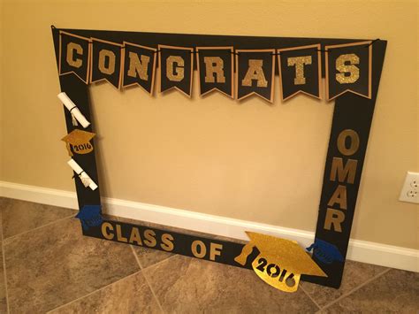 Diploma frames come in all types and sizes, and all of them are a certificate of achievement. Graduation DIY photo booth | Graduation diy, Graduation ...