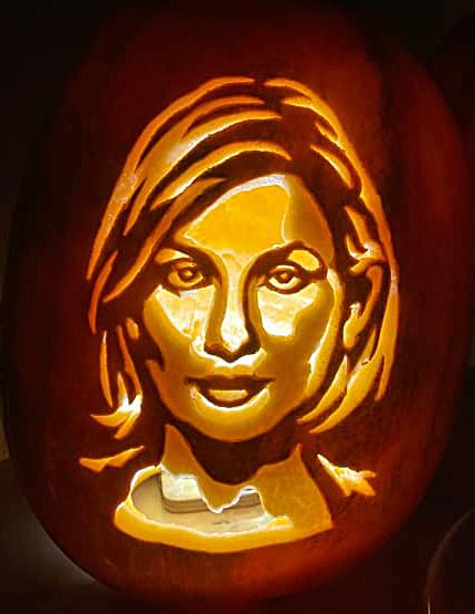 13th Doctor Who Pumpkin Glow