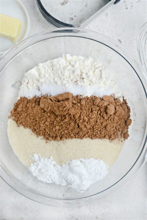 Pour over the boiling water and mix to a paste with a spatula. Chocolate Cake Mix - Simply Scratch