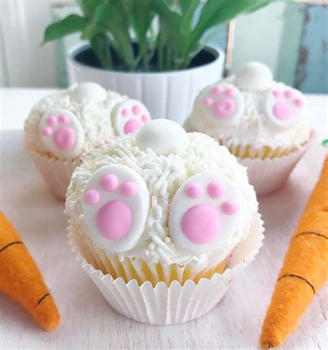 bunny butt cupcakes for spring bunny butt cupcakes pretty cakes cookie decorating