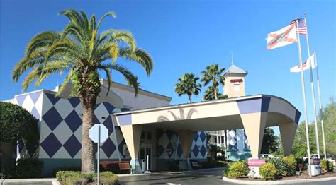 Clarion Suites Maingate Package W3 Disney Tickets In Sunny Orlando