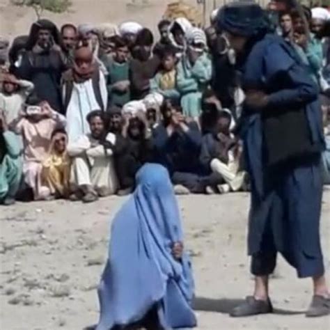 زنان، قربانی محاکمه‌های صحرایی در افغانستان Bbc News فارسی