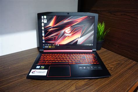 It's a great option if you enjoy light gaming and wouldn't mind upgrading in a few years. Laptop Acer Nitro 5 Gaming i7 gen 7 - Eksekutif Computer