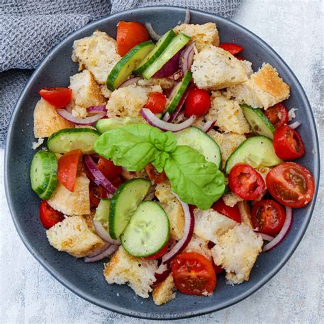 Panzanella Toscana Classica