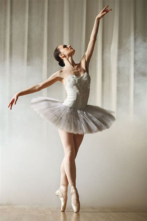 Classical Dancer Dipinti Di Ballerina Foto Di Danza Immagini Di Danza