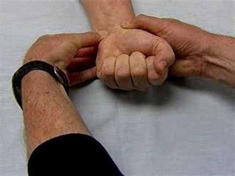 Bienvenue sur allentest995, chaîne traitant avec passion divers sujets liés à la culture japonaise (le tout avec parfois une touche d'humour). Allen test for hand circulation - YouTube
