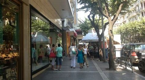 Η ιερά πατριαρχική και σταυροπηγιακή μονή του αγίου διονυσίου του εν ολύμπω είναι η σημαντικότερη μονή στον νομό πιερίας. ΘΕΣΣΑΛΟΝΙΚΗ: ΑΝΟΙΚΤΑ ΤΑ ΚΑΤΑΣΤΗΜΑΤΑ ΤΟΥ ΑΓΙΟΥ ΠΝΕΥΜΑΤΟΣ ...