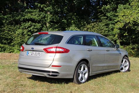 The first ford declared a world car, the mondeo was intended to consolidate several ford model lines worldwide. Bildergalerie: Unser Ford Mondeo Turnier Dauertester | Der ...