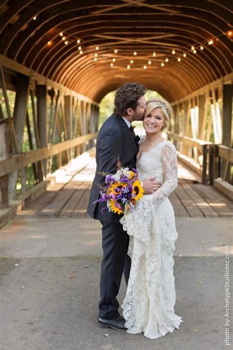 Kelly Clarkson Wedding Photo The Hollywood Gossip