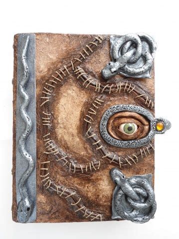 BooooOOOoooooook (Hocus Pocus Spell Book Replica) | Hocus pocus spell