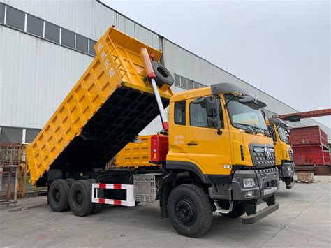 Commercial Vehicle 10-Wheeler Dongfeng Dumper Truck Kinland Kc 465HP