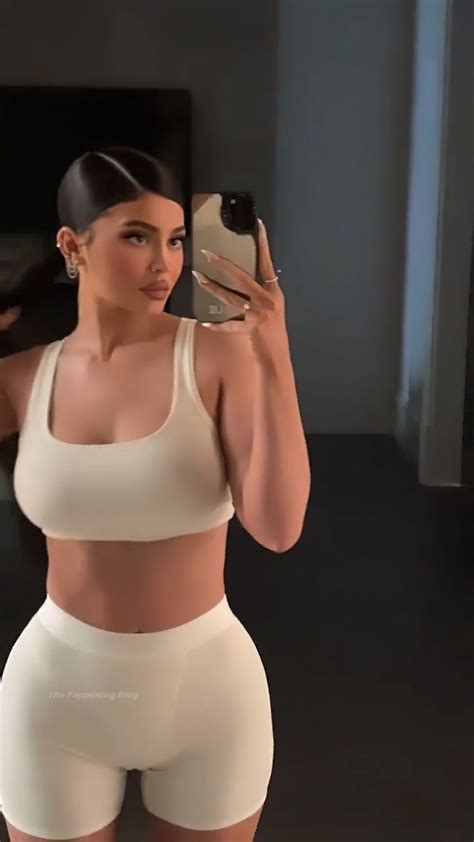 Kylie Jenner Sexy The Fappening Leaked Photos 2015 2023